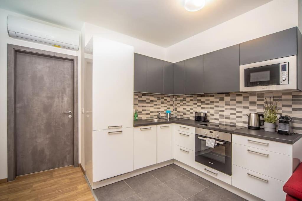 Grace Pine Apartment 1 Βουδαπέστη Εξωτερικό φωτογραφία