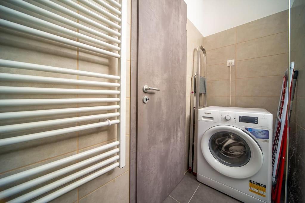 Grace Pine Apartment 1 Βουδαπέστη Εξωτερικό φωτογραφία